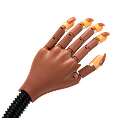 Práctica de la palma de la mano aprendiendo puntas de uñas de manicura 95