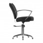 Gabbiano Mataro hairdressing chair with footrest