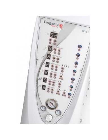 Un set di poltrona 210 + combinare 27in1 + sgabello 304