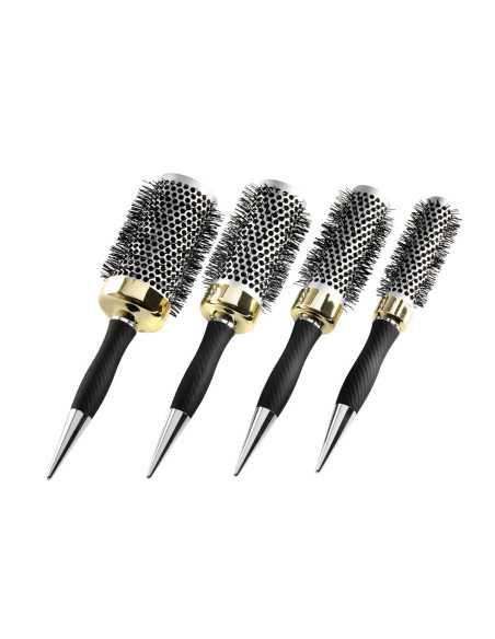 Un ensemble de 4 brosses à cheveux O-24 