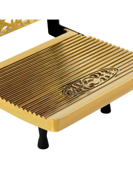 Cadeira de barbeiro Majestic Gold com zoom vermelho e apoio para os pés