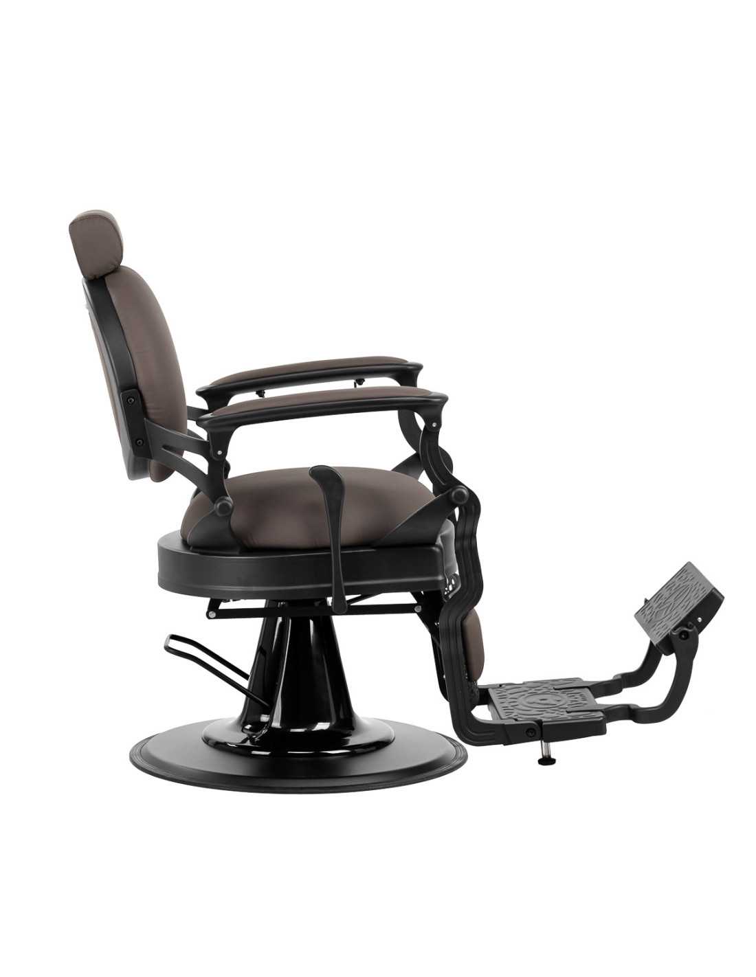 GIULIANO Caffè Friseurstuhl – Vintage Braun & handwerkliche Wärme