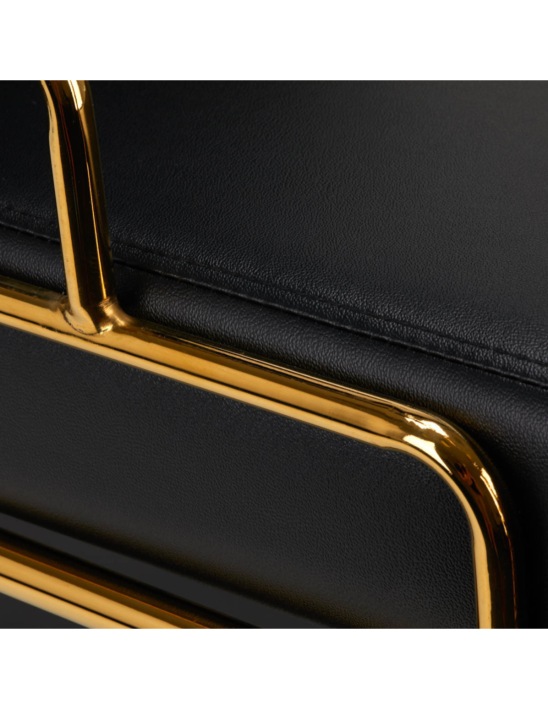 Lavagem de cabelo Prato dourado e preto