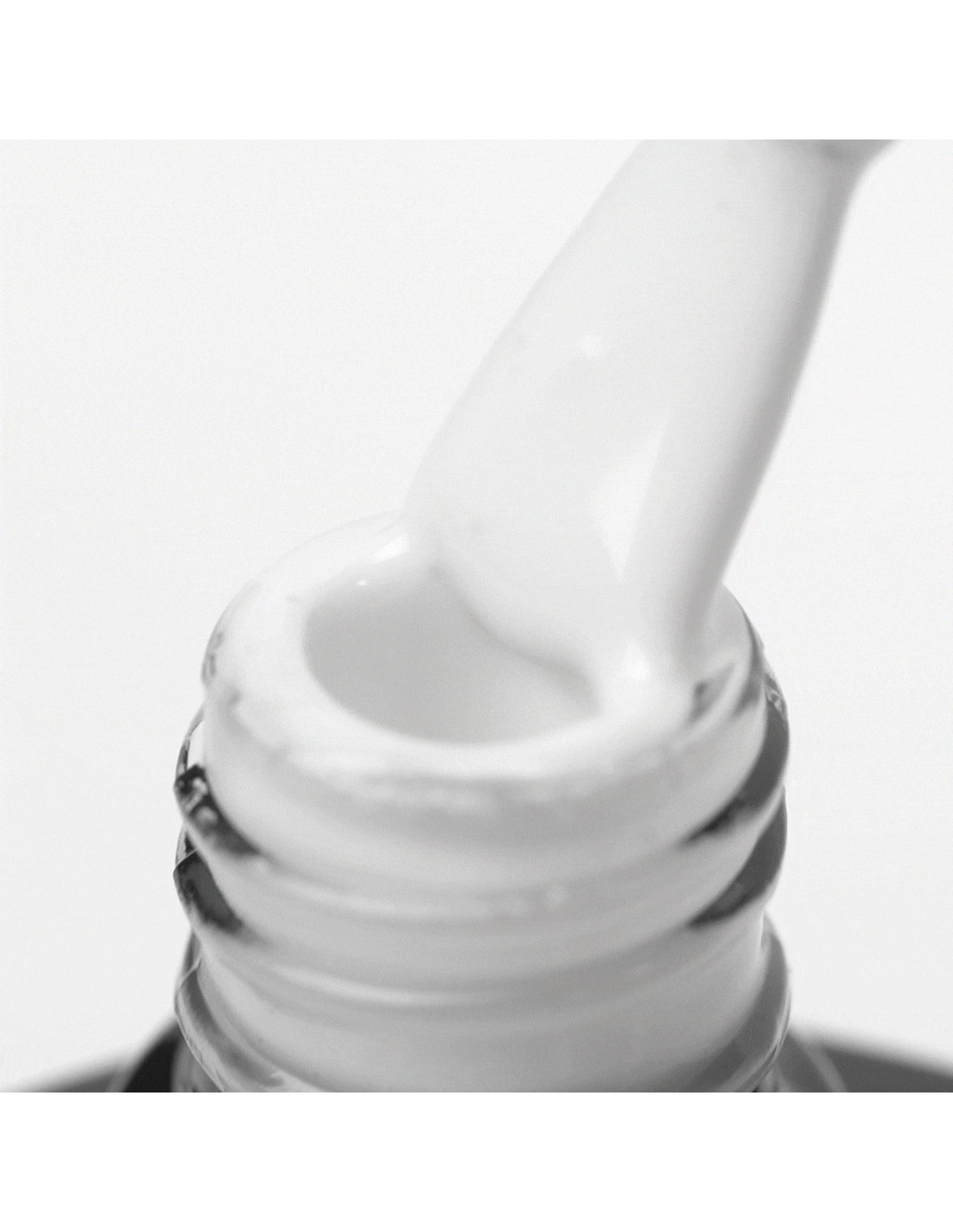 OCHO NAILS Smalto ibrido bianco 001 -5 g