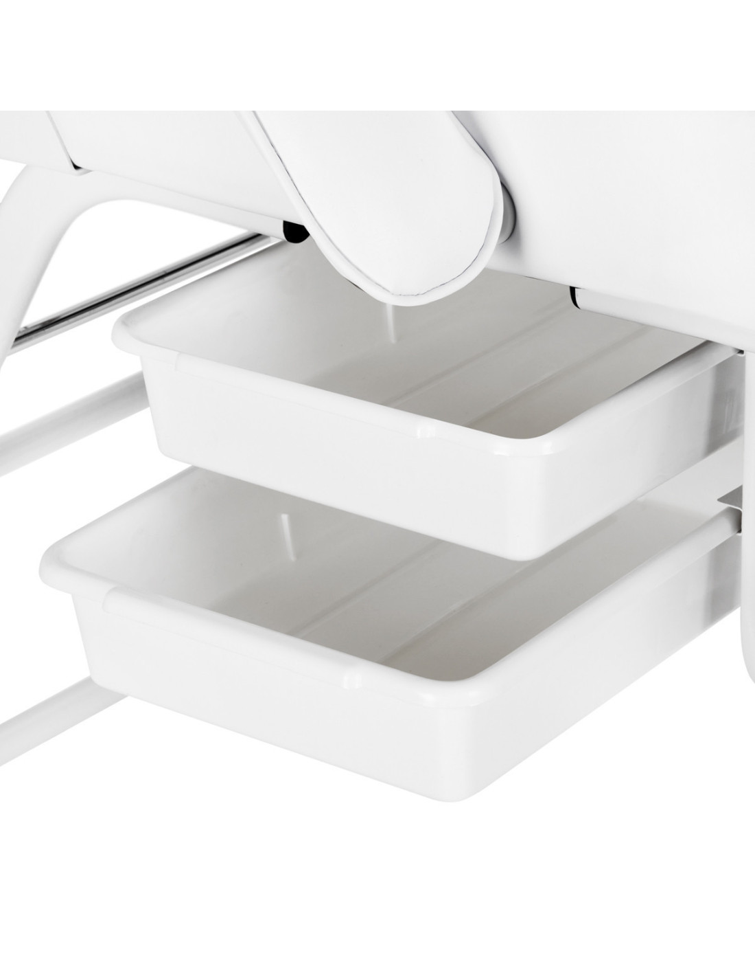 Poltrona cosmetica 557A con cuvette bianche