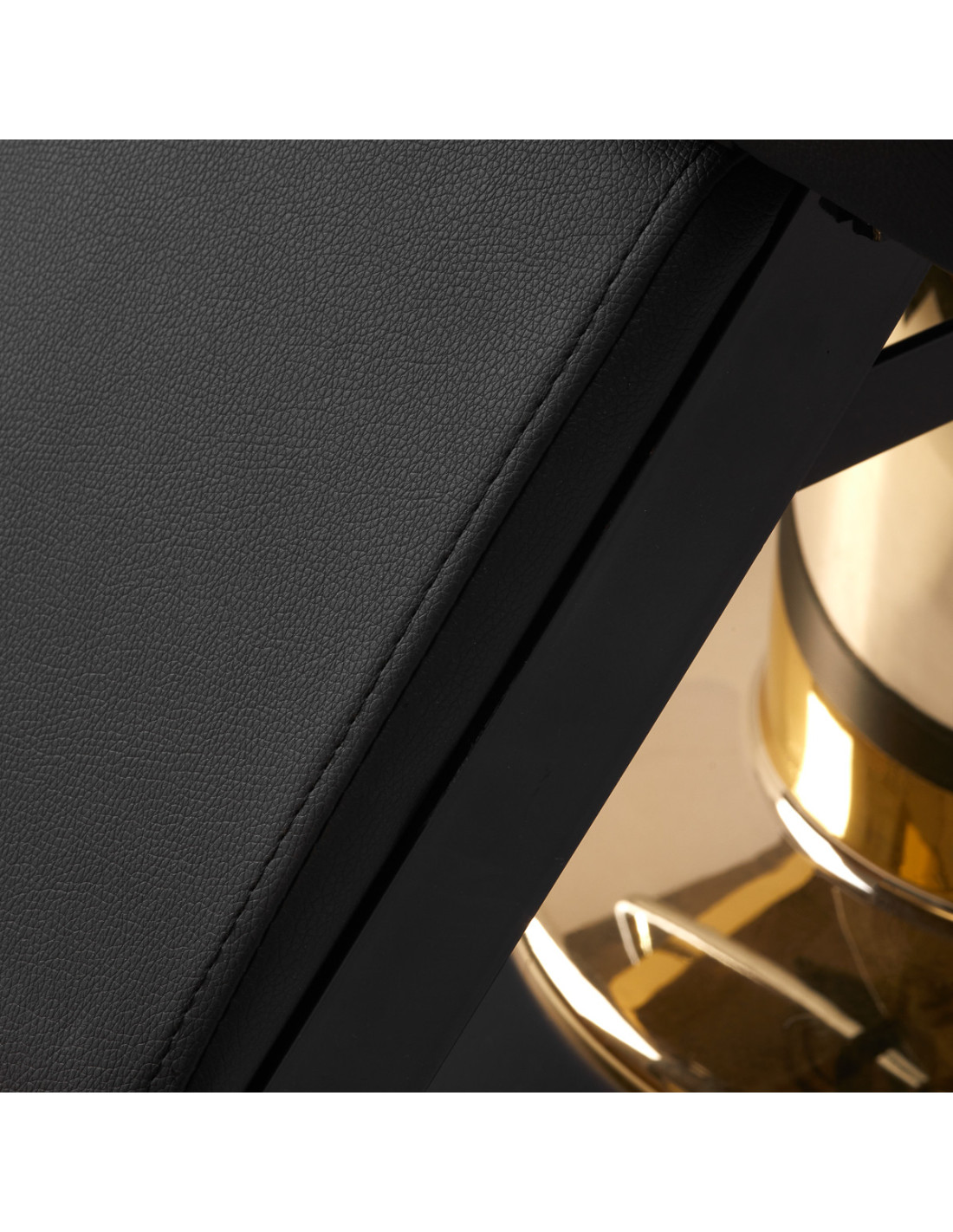 Gold Line Zwarte Kappersstoel – Couture Elegantie & Premium Afwerkingen