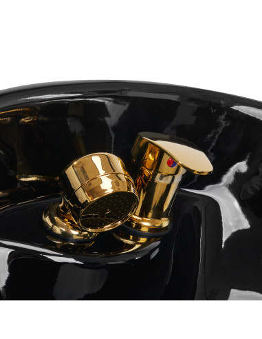 Gabbiano barbeiro lava-jato marcus preto dourado