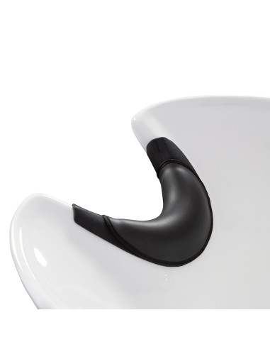 Neck protector for shampoo unit 