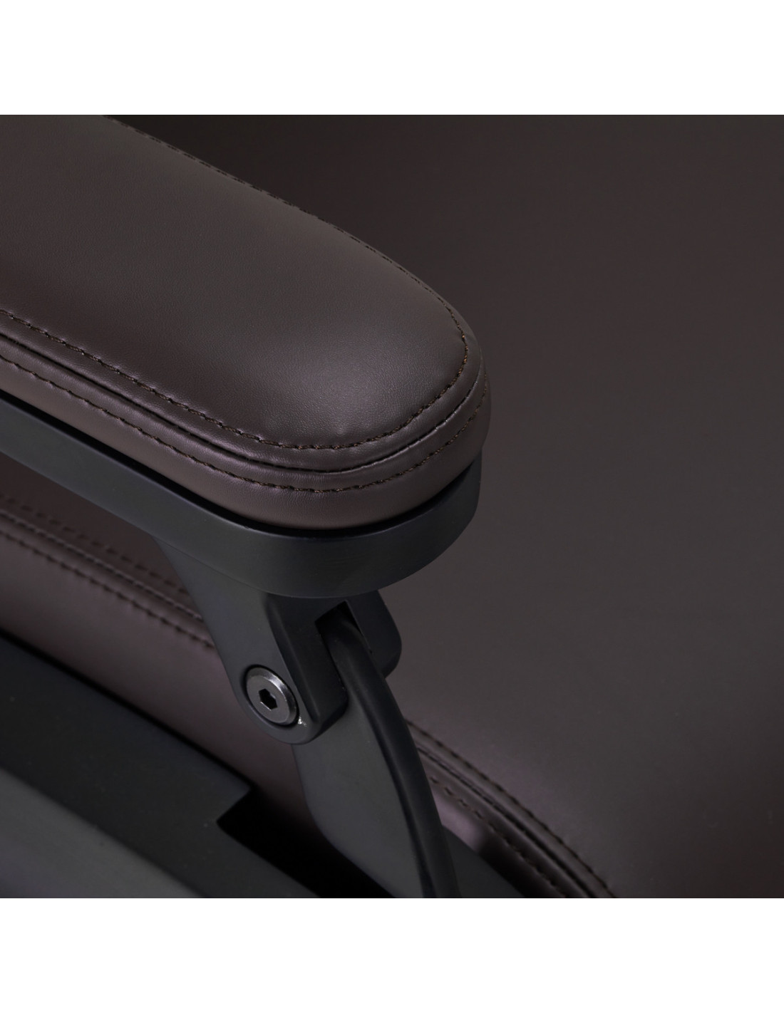 Brown Electric Barber chair – High Precision Motorized Adjustments 