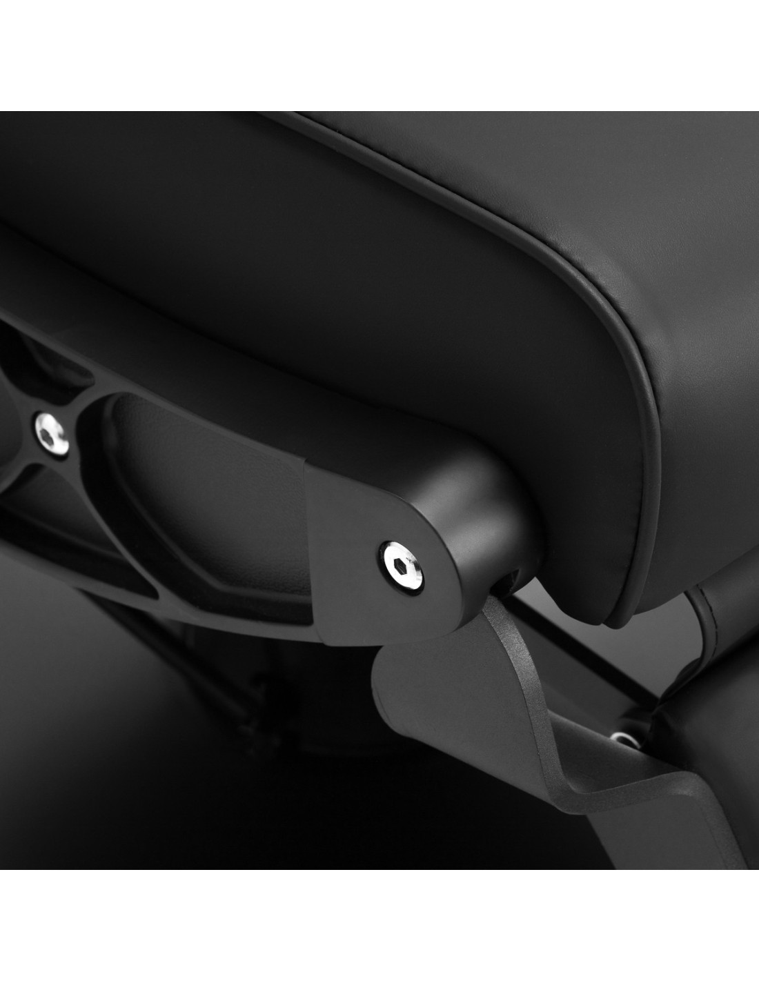 Cadeira de barbeiro Milano Nero Precisione – Design italiano 