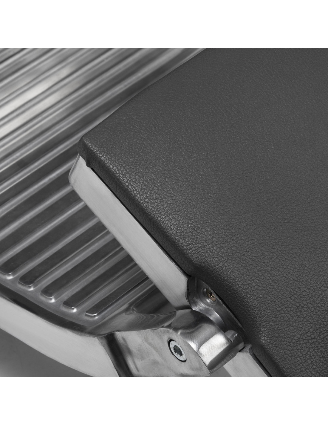 Cadeira de barbeiro Diamond Steel Grey – Design moderno e ergonomia profissional 