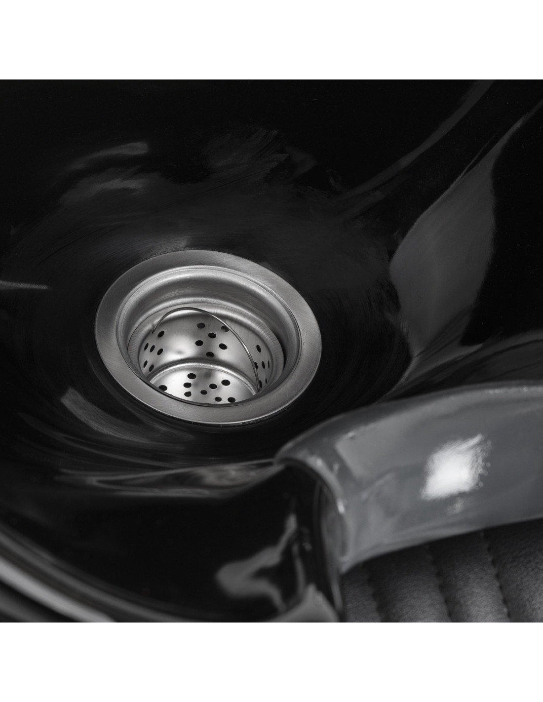 Pro AutoLine Black Shampoo unit 