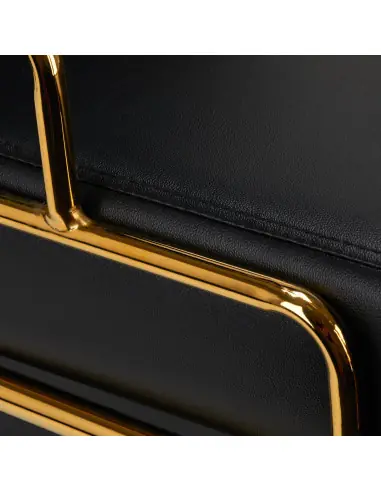 Lavado de cabello dorado y negro de Prato