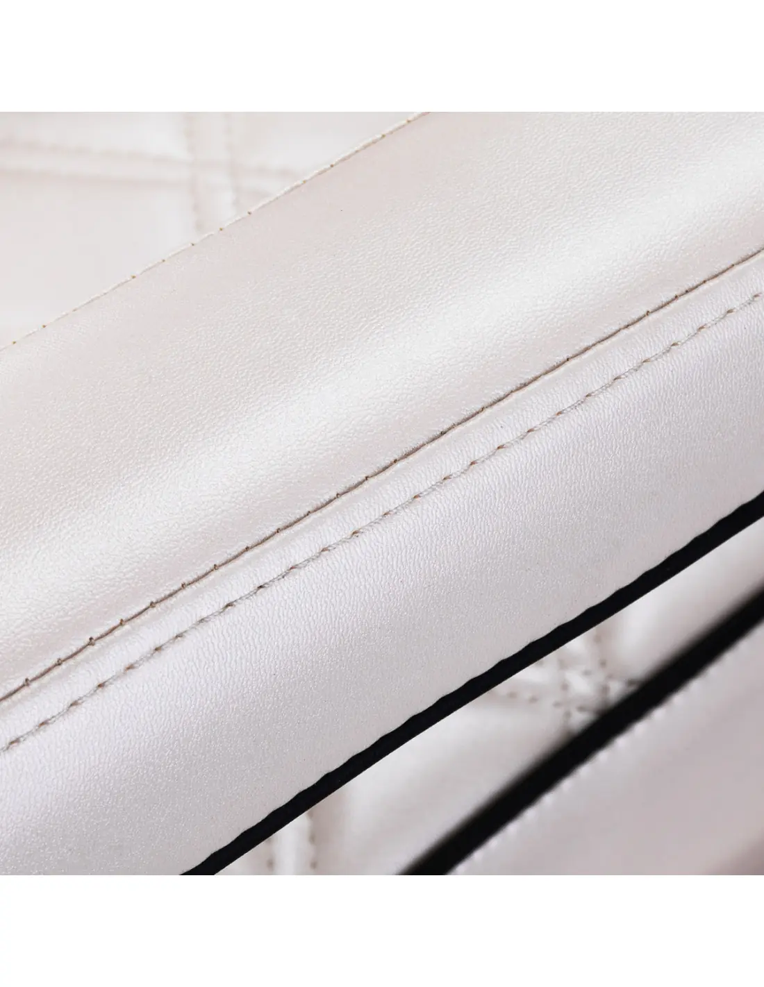 Cadeira de barbeiro Eleganzo Pearl White – Design puro e conforto profissional